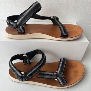 NWOB TEVA ORIGINAL UNIVERSAL OMBRE WOMENS SANDALS BLACK US SIZE 10 CASUAL HIKING